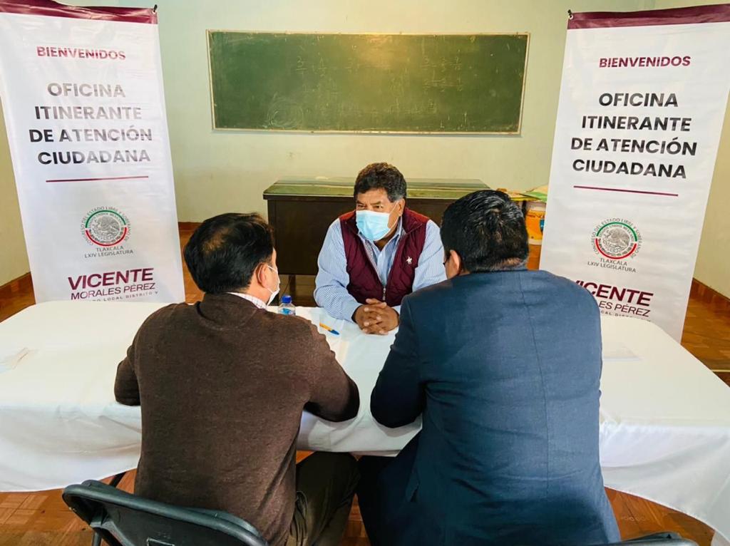 Vicente Morales lleva oficina itinerante de atención ciudadana a comunidades del V distrito
